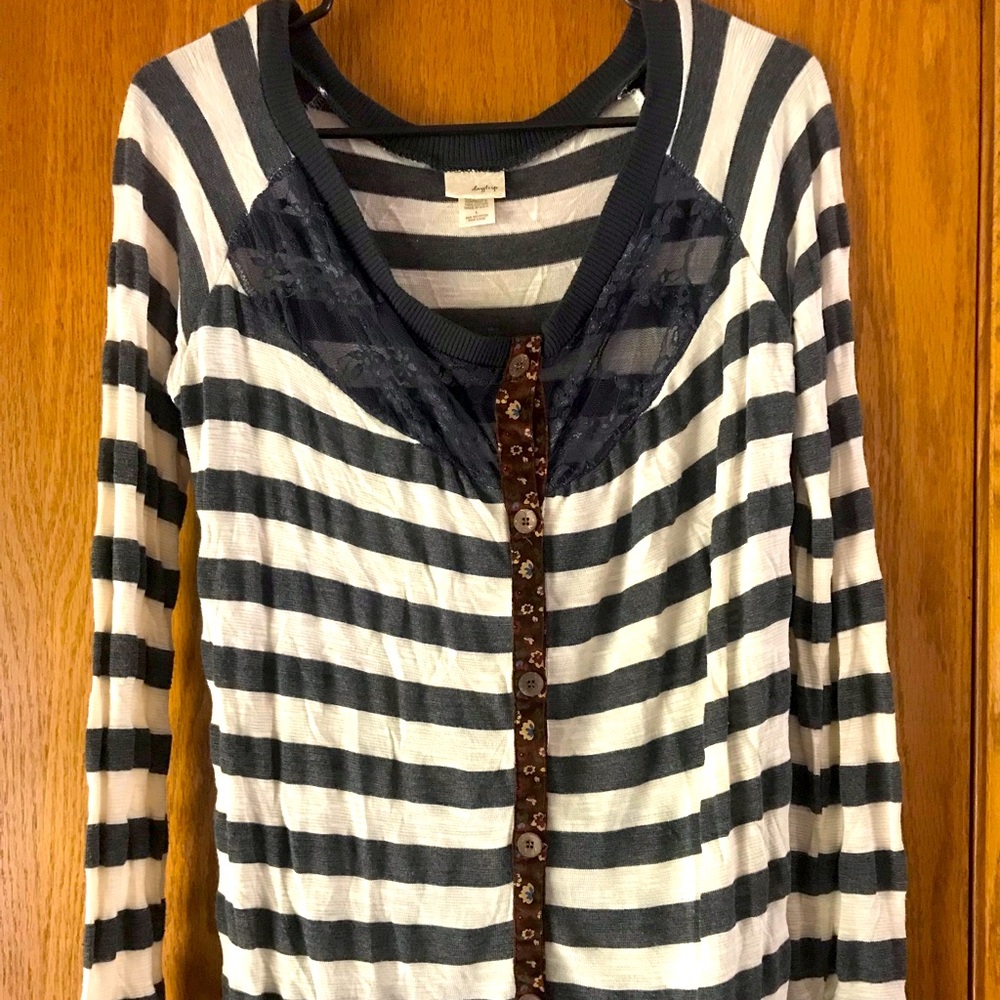Striped light long sleeve
